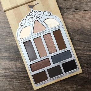 Pretty Vulgar Nightingale Eyeshadow Palette